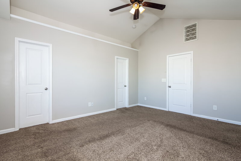 2,040/Mo, 2122 Verde Creek Rd Charlotte, NC 28214 Main Bedroom View 2