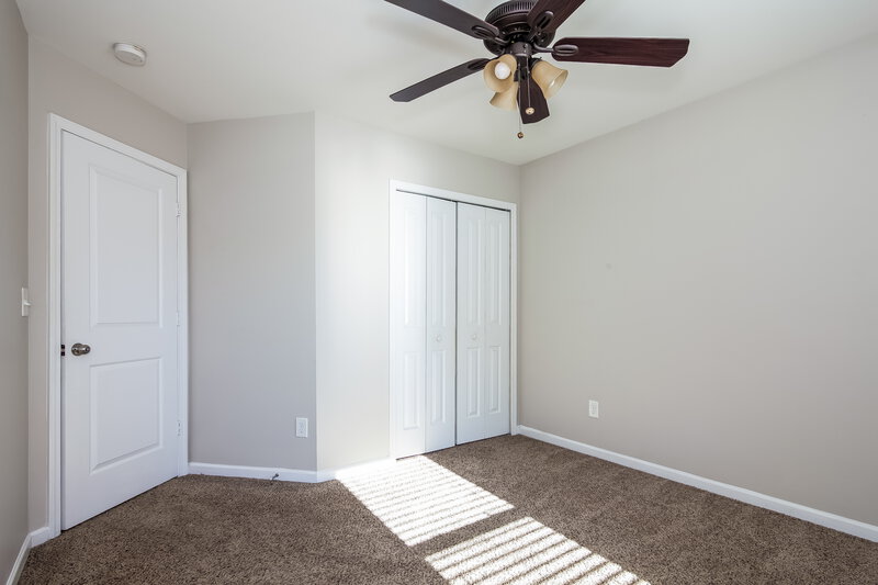 2,040/Mo, 2122 Verde Creek Rd Charlotte, NC 28214 Bedroom View 2