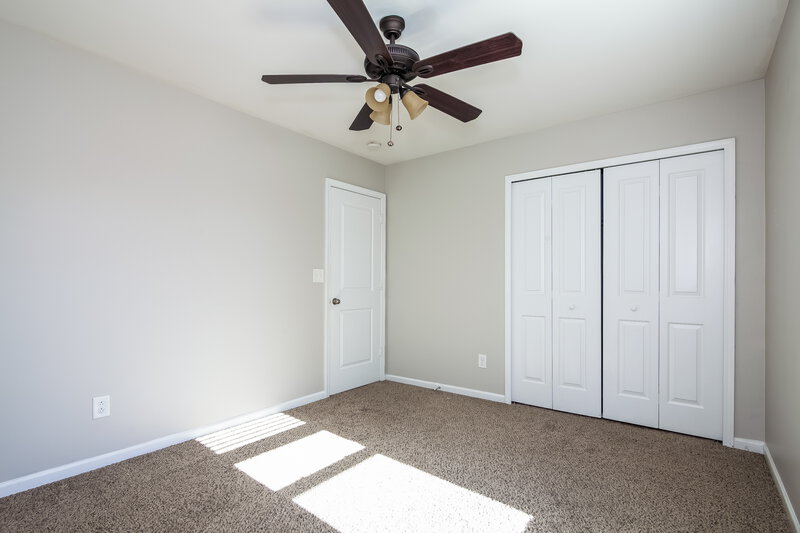 2,040/Mo, 2122 Verde Creek Rd Charlotte, NC 28214 Bedroom View 4