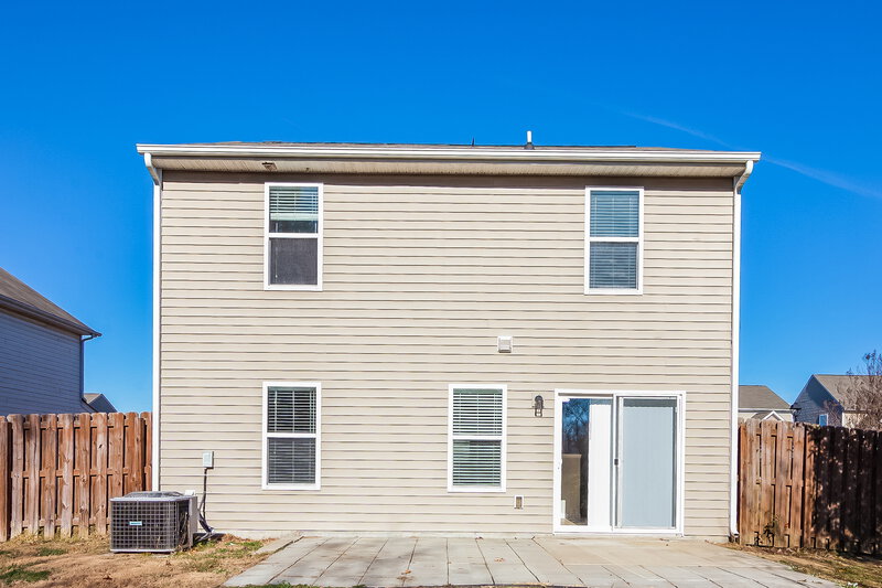 2,040/Mo, 2122 Verde Creek Rd Charlotte, NC 28214 Rear View