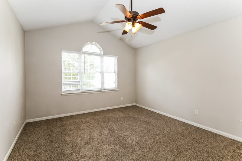 2,160/Mo, 6918 Lowen Rd Charlotte, NC 28269 Main Bedroom View