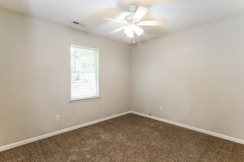 2,160/Mo, 6918 Lowen Rd Charlotte, NC 28269 Bedroom View 2
