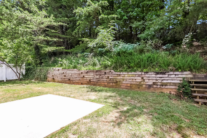 2,160/Mo, 6918 Lowen Rd Charlotte, NC 28269 Rear View 2