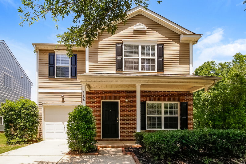 2,035/Mo, 4506 Carnfeld Ln Charlotte, NC 28215 External View