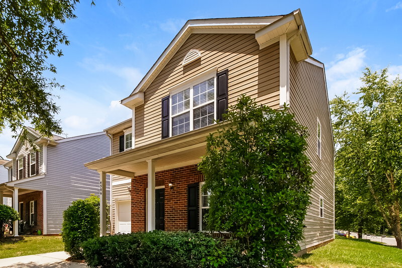 2,035/Mo, 4506 Carnfeld Ln Charlotte, NC 28215 Front View 2