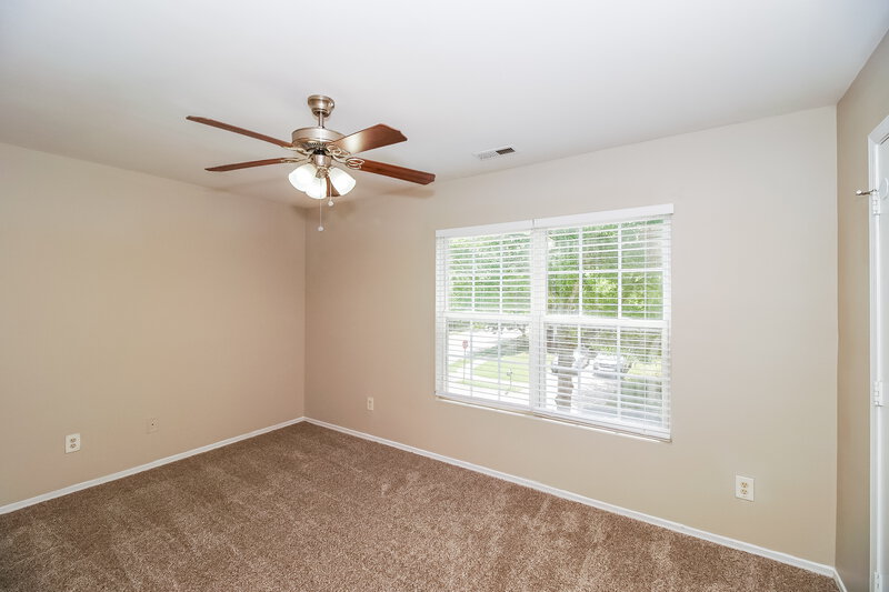 2,035/Mo, 4506 Carnfeld Ln Charlotte, NC 28215 Bedroom View