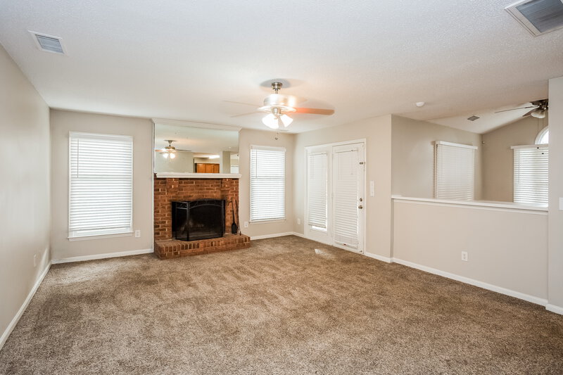 1,850/Mo, 2328 Torrington Ln Charlotte, NC 28262 Misc View 3