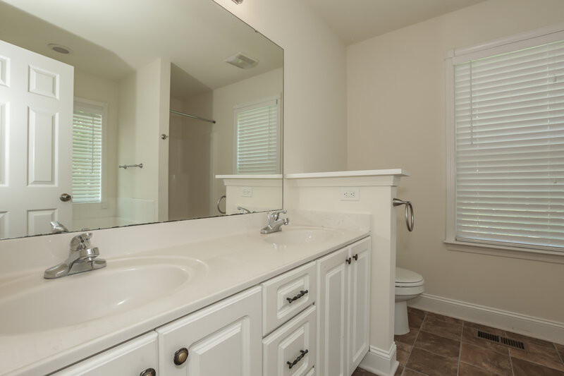2,055/Mo, 2557 Paddle Pl NW Concord, NC 28027 Master Bathroom View