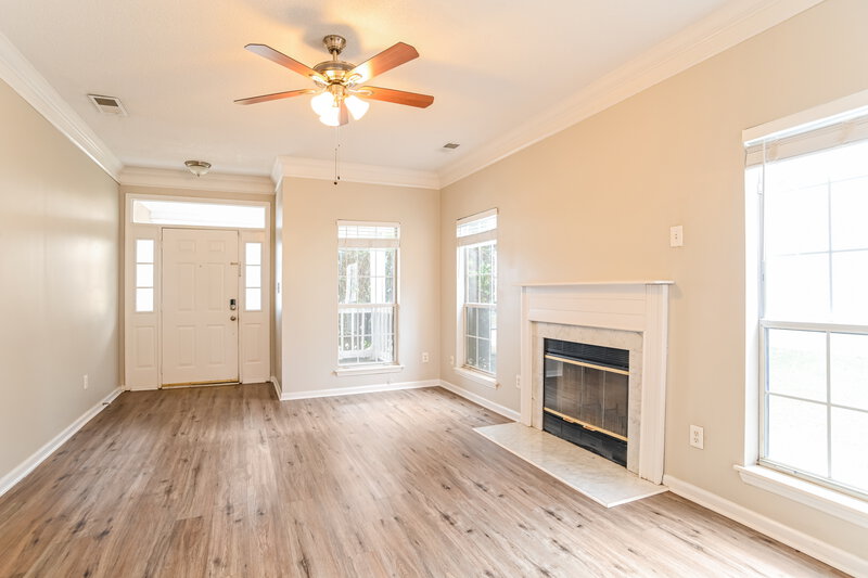 1,785/Mo, 9603 Mary Juan Ln Charlotte, NC 28213 Living Room View