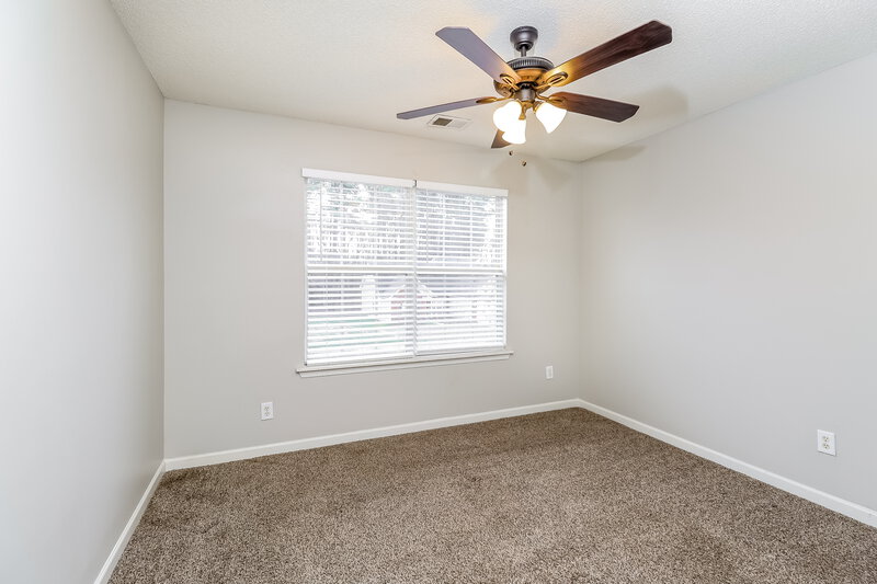 2,215/Mo, 13424 Michael Lynn Rd Charlotte, NC 28278 Bedroom View