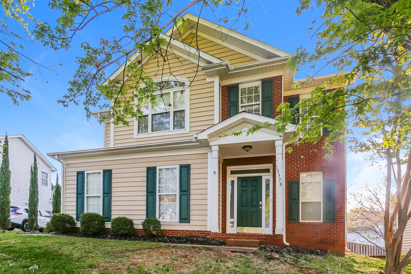 2,290/Mo, 15378 Michael Andrew Rd Huntersville, NC 28078 Front View 2