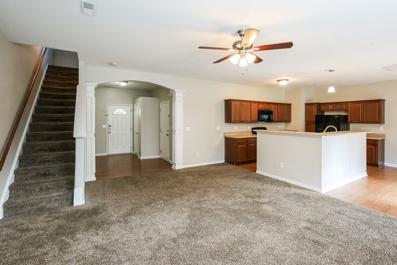 1,990/Mo, 513 Lindsborg Trl Monroe, NC 28110 Living Room View