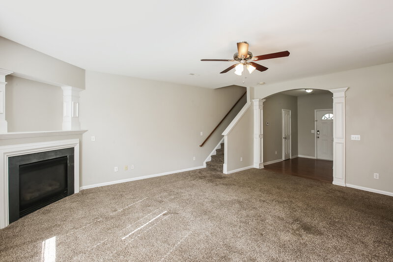 1,990/Mo, 513 Lindsborg Trl Monroe, NC 28110 Living Room View 2
