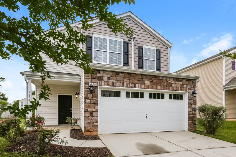 2,100/Mo, 9222 Cotton Gum Rd Charlotte, NC 28227 Front View