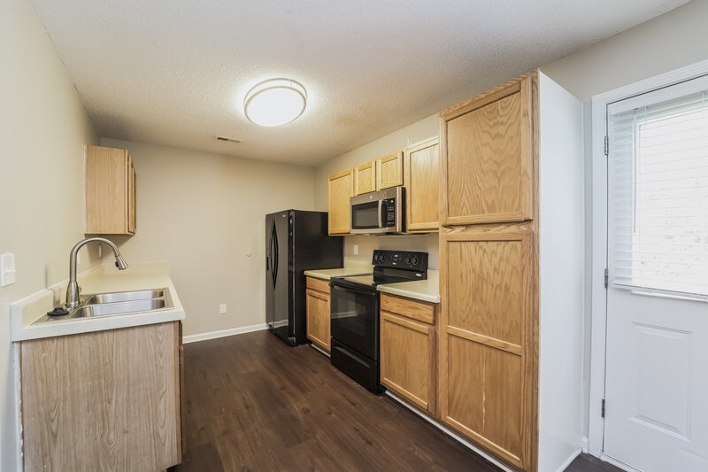 1,700/Mo, 1132 Ballina Way Charlotte, NC 28214 Kitchen View