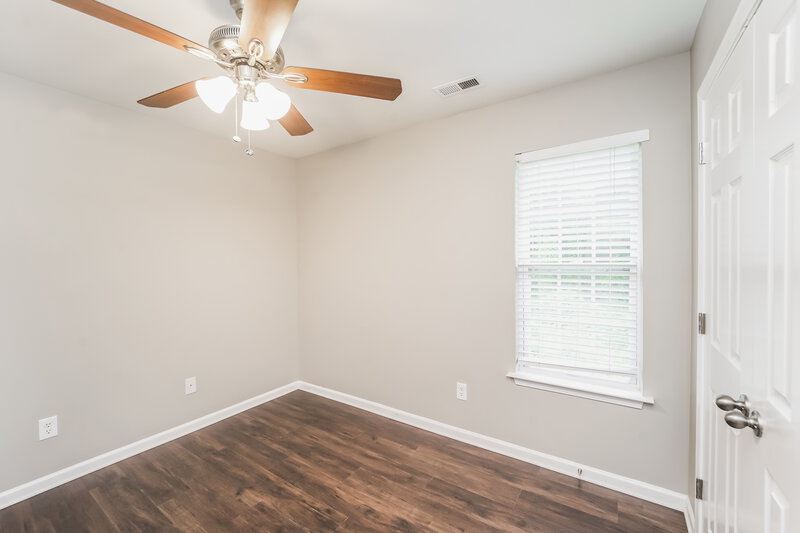 1,895/Mo, 4804 Canipe Dr Charlotte, NC 28269 Bedroom View