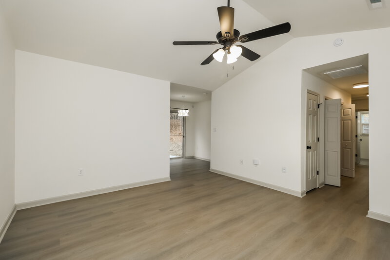 1,795/Mo, 1504 Bear Brook Dr Charlotte, NC 28214 Living Room View 2