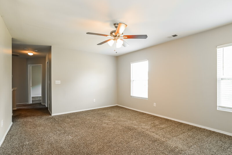 2,215/Mo, 12034 Red Leaf Dr Charlotte, NC 28215 Loft View