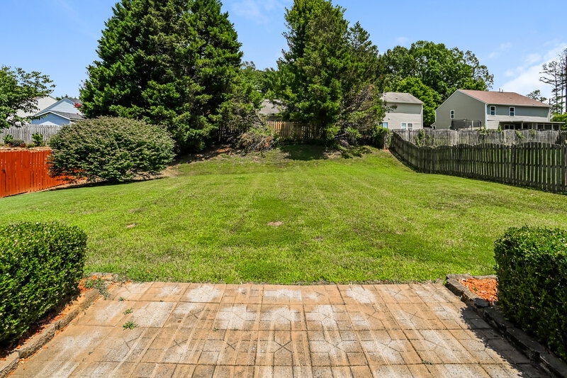 2,215/Mo, 12034 Red Leaf Dr Charlotte, NC 28215 Rear View 2