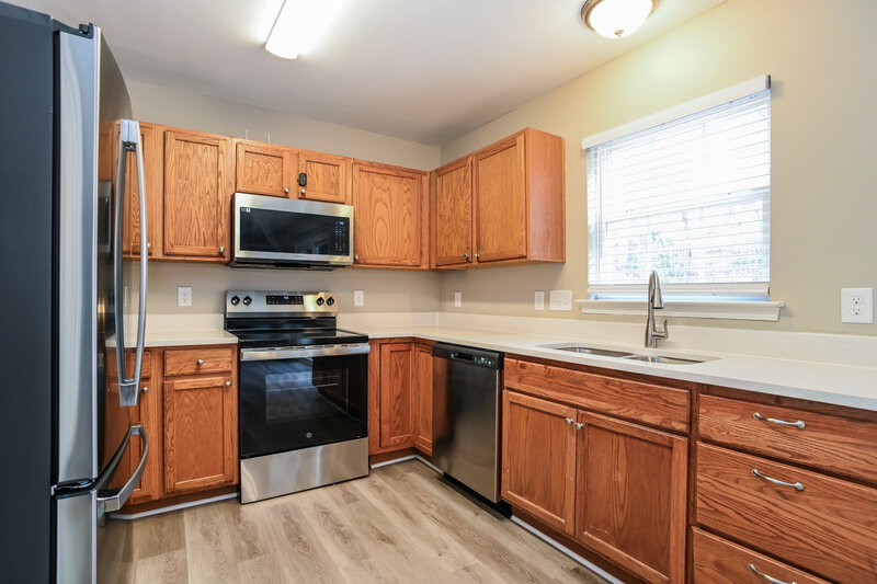 2,060/Mo, 12817 Lismorre Castle Ct Charlotte, NC 28273 Kitchen View