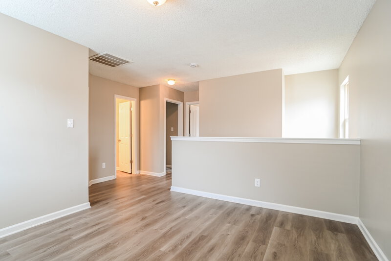 2,060/Mo, 12817 Lismorre Castle Ct Charlotte, NC 28273 Loft View