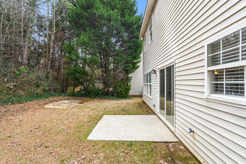 2,060/Mo, 12817 Lismorre Castle Ct Charlotte, NC 28273 Rear View