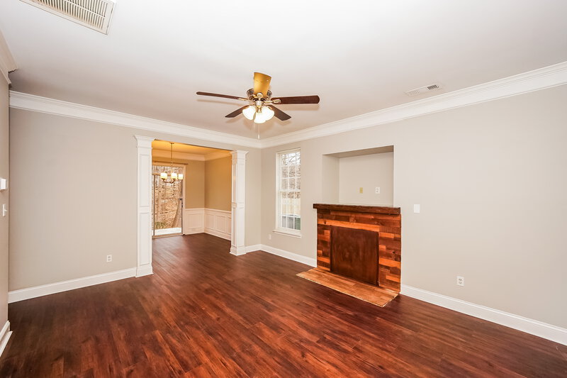 1,990/Mo, 3319 Passour Ridge Ln Charlotte, NC 28269 Living Room View 2