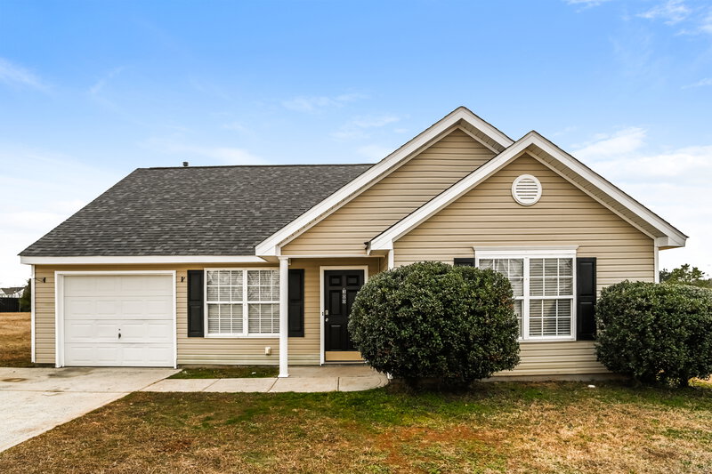 1,630/Mo, 300 Glencroft Dr Wingate, NC 28174 External View