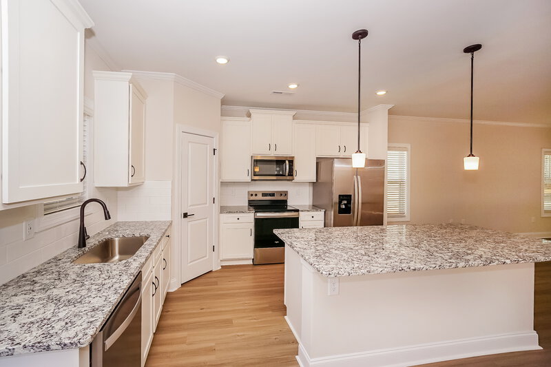 1,925/Mo, 126 Brixham Loop Troutman, NC 28166 Kitchen View 2