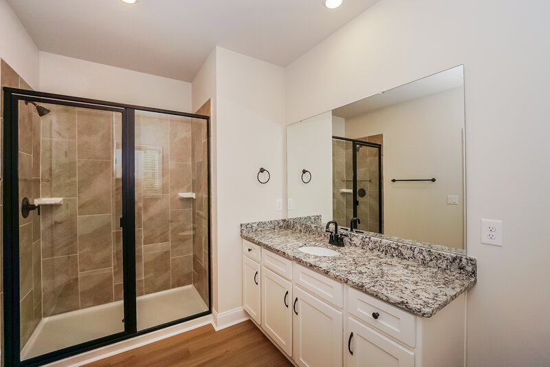1,925/Mo, 126 Brixham Loop Troutman, NC 28166 Main Bathroom View