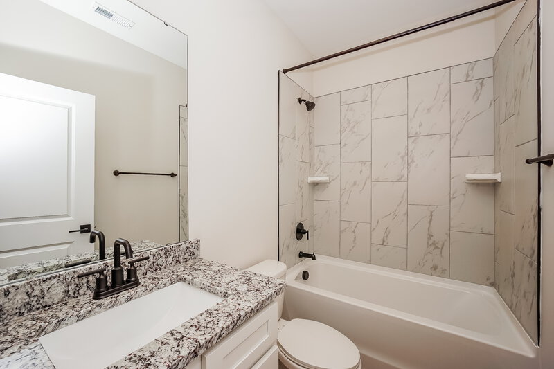 1,705/Mo, 146 Adams Tree Way Troutman, NC 28166 Bathroom View