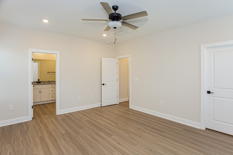 1,805/Mo, 136 Adams Tree Way Troutman, NC 28166 Main Bedroom View