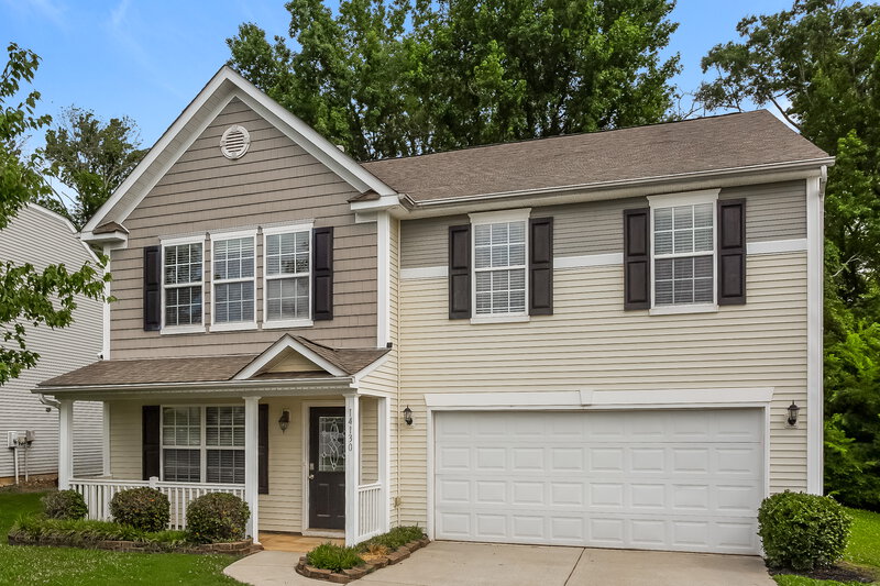 2,355/Mo, 14130 Waterlyn Dr Charlotte, NC 28278 Front View