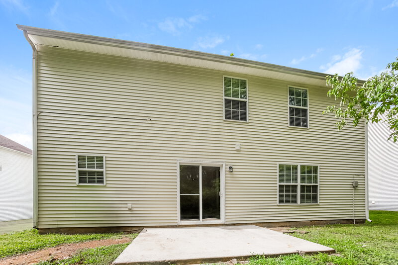 2,355/Mo, 14130 Waterlyn Dr Charlotte, NC 28278 Rear View