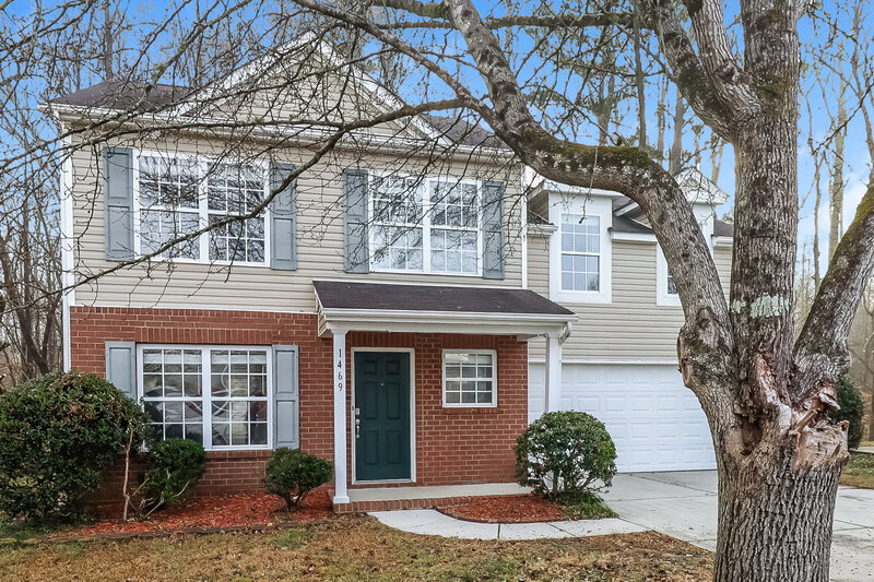 1,860/Mo, 1469 Mandy Place Ct Charlotte, NC 28216 Front View