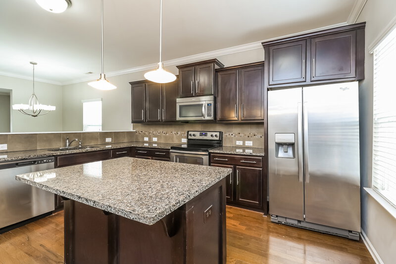 1,905/Mo, 11519 McDunkeld Dr Huntersville, NC 28078 Kitchen View 2