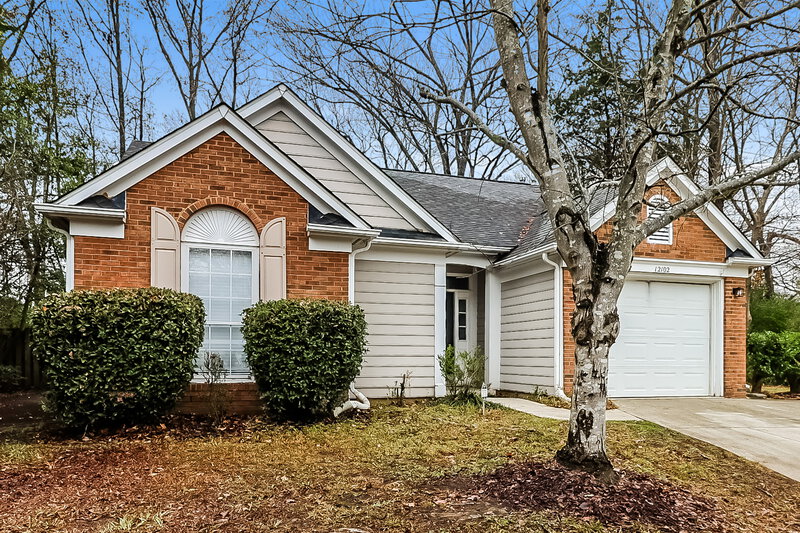 1,750/Mo, 12102 Kempshott Ct Charlotte, NC 28273 Front View