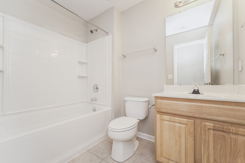 2,410/Mo, 2908 Clover Rd NW Concord, NC 28027 Bathroom View