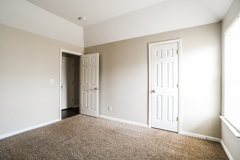 2,065/Mo, 3313 Valerie Dr Charlotte, NC 28216 Bedroom View