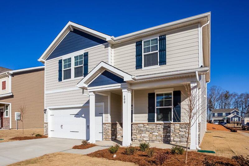 2,280/Mo, 600 Mountain View Dr Monroe, NC 28110 Front View 2