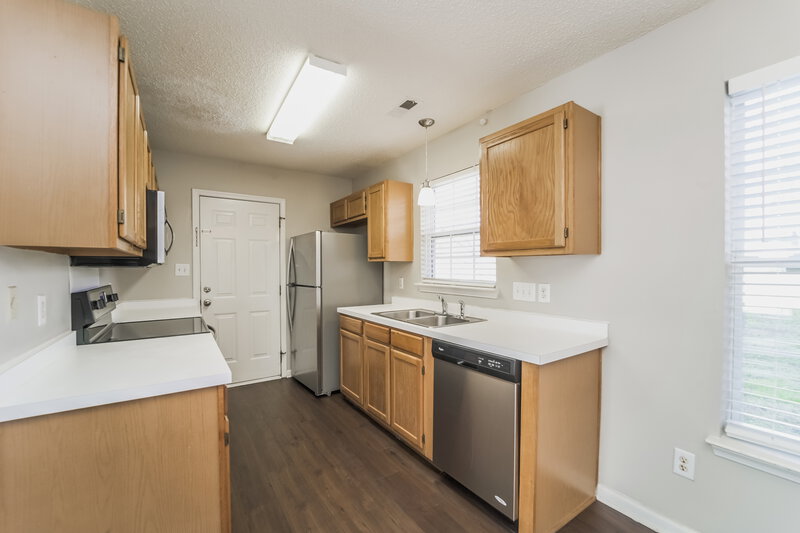1,850/Mo, 8502 Conner Ridge Ln Charlotte, NC 28269 Misc View 6