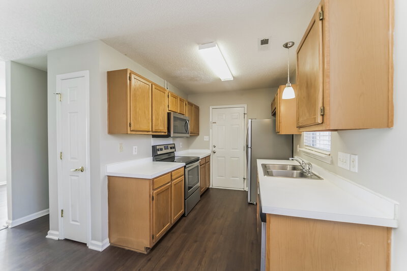 1,850/Mo, 8502 Conner Ridge Ln Charlotte, NC 28269 Misc View 7