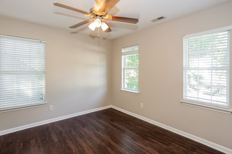 1,995/Mo, 8502 Conner Ridge Ln Charlotte, NC 28269 Bedroom View 3
