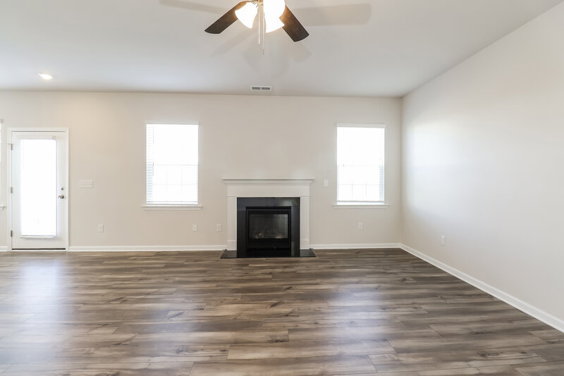 2,415/Mo, 1639 Swallow Tail Dr Belmont, NC 28012 Living Room View