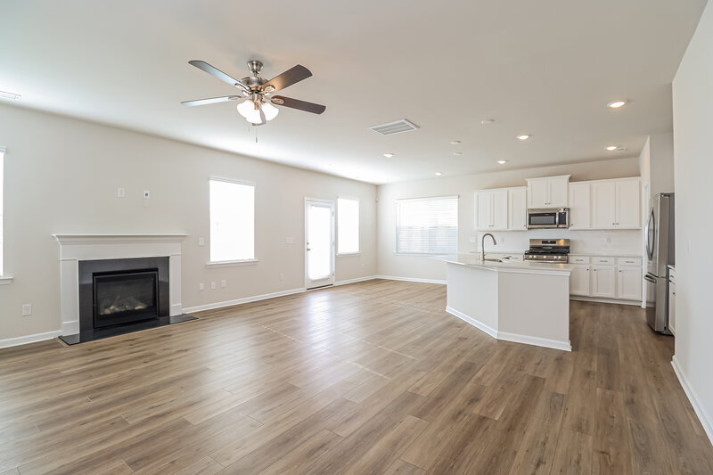 2,195/Mo, 1613 Swallow Tail Dr Belmont, NC 28012 Living Room View