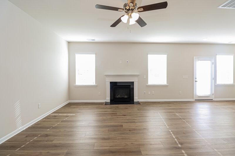 2,195/Mo, 1613 Swallow Tail Dr Belmont, NC 28012 Living Room View 2