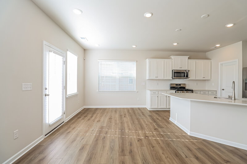 2,195/Mo, 1613 Swallow Tail Dr Belmont, NC 28012 Dining Room View