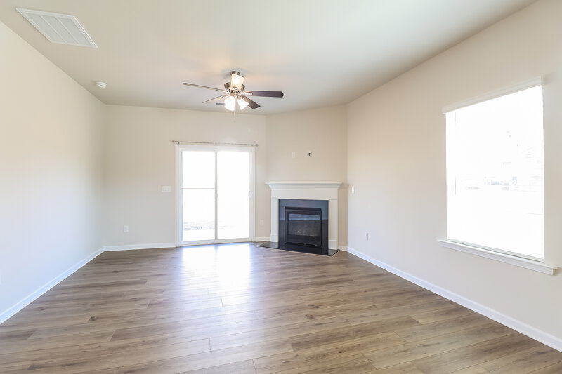 2,430/Mo, 1641 Swallow Tail Dr Belmont, NC 28012 Living Room View 2