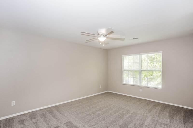 2,290/Mo, 4024 Larkhaven Village Dr Charlotte, NC 28215 Bedroom View 3