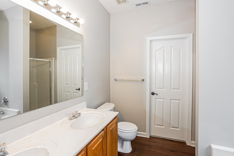 2,140/Mo, 7027 Merrymount Ct Concord, NC 28025 Main Bathroom View